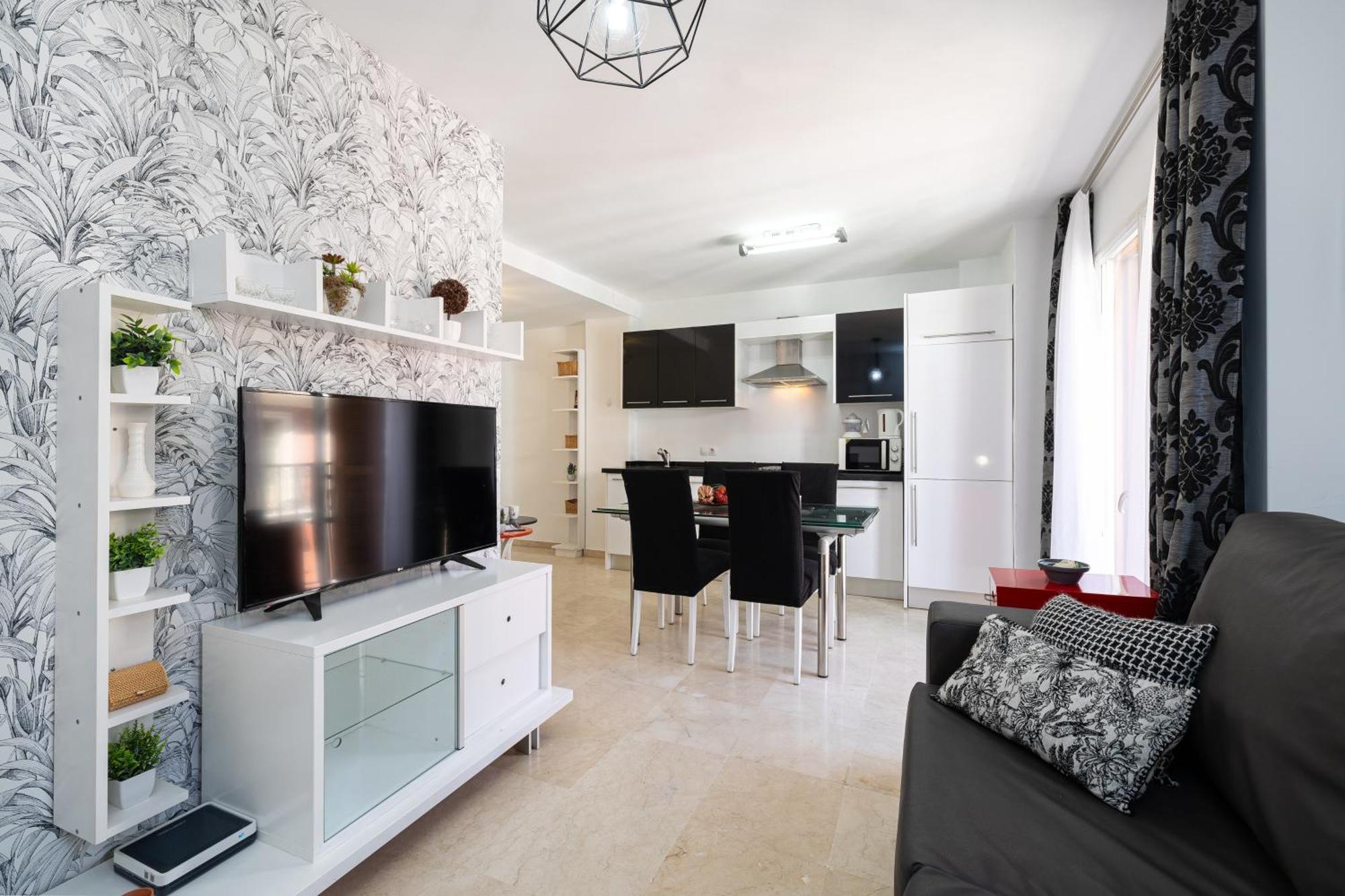 Holidays2malaga Ancha Del Carmen Aacc, Lift, Wifi Apartament